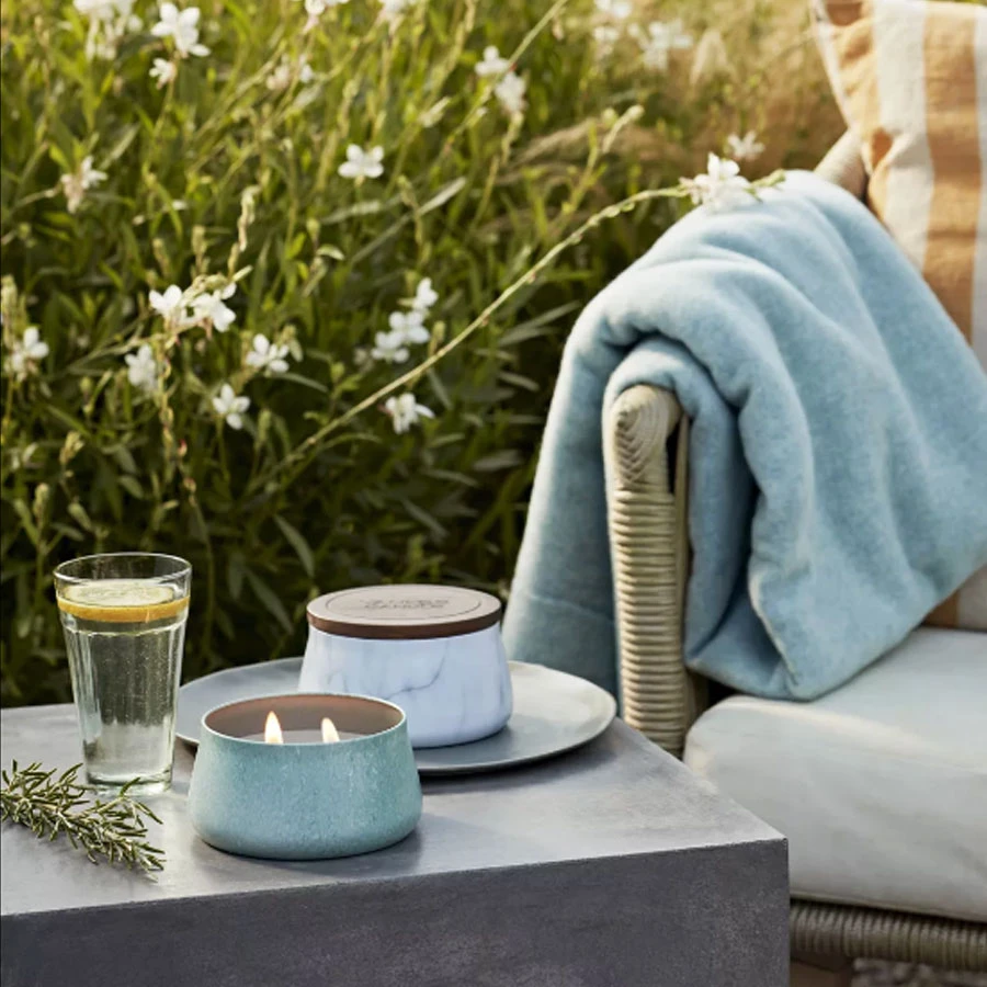 Yankee Candle Candela Media Da Esterno Linden Tree Blossom 2 Yankee Candle Candela Media Da Esterno Linden Tree Blossom - immagine 2