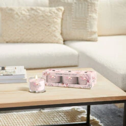 Yankee Candle Signature 3 Candele Votive In Vetro Pink Sands 10 Ore Cad. -Vendite Yankee Candle 0099994 yankee candle signature 3 candele votive in vetro pink sands 10 ore cad