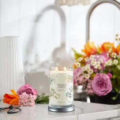 Yankee Candle Signature Candela In Tumbler Grande Wedding Day 100 Ore 7 Yankee Candle Signature Candela In Tumbler Grande Wedding Day 100 Ore -Vendite Yankee Candle 0100332 yankee candle signature candela in tumbler grande wedding day 100 ore