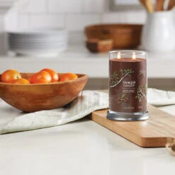Yankee Candle Signature Candela In Tumbler Grande Praline & Birch 100 Ore 6 Yankee Candle Signature Candela In Tumbler Grande Praline & Birch 100 Ore -Vendite Yankee Candle 0100413 yankee candle signature candela in tumbler grande praline birch 100 ore