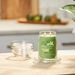 Yankee Candle Signature Candela In Giara Grande Vanilla Lime 90 Ore -Vendite Yankee Candle 0100506 yankee candle signature candela in giara grande vanilla lime 90 ore